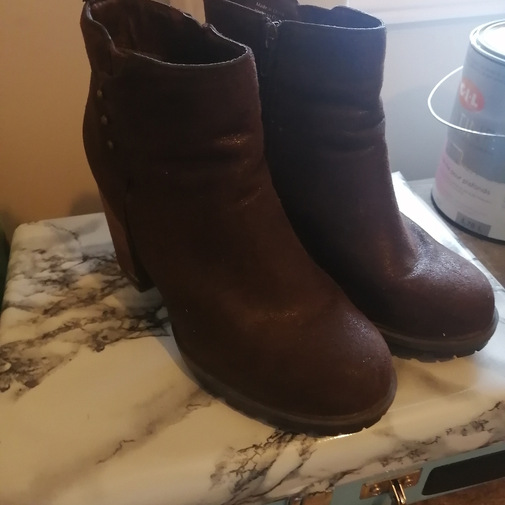 Ladies Boots